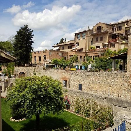Contemporary Rooms San Gimignano Esterno foto
