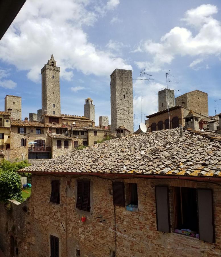 Contemporary Rooms San Gimignano Esterno foto